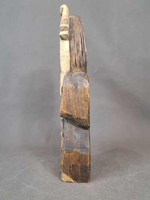 Muzykant, ludowa rzeźba drewniana, wys. 30 cm