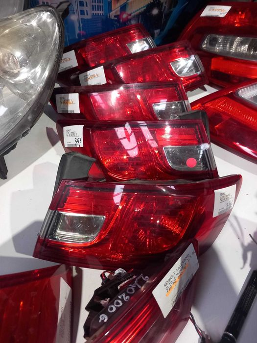 Grande stock de farolins multimarcas