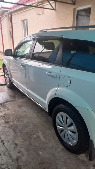 Продам додж джорні