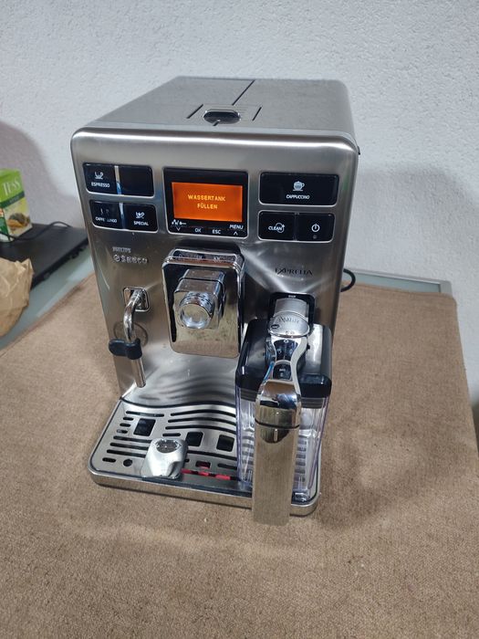 Кофе машина Saeco