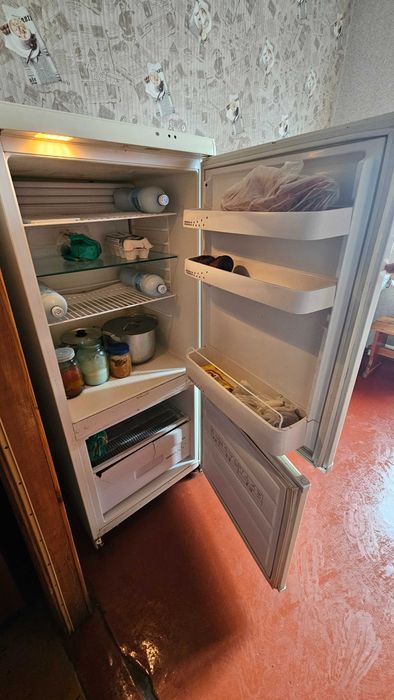 Холодильник бу Snaige