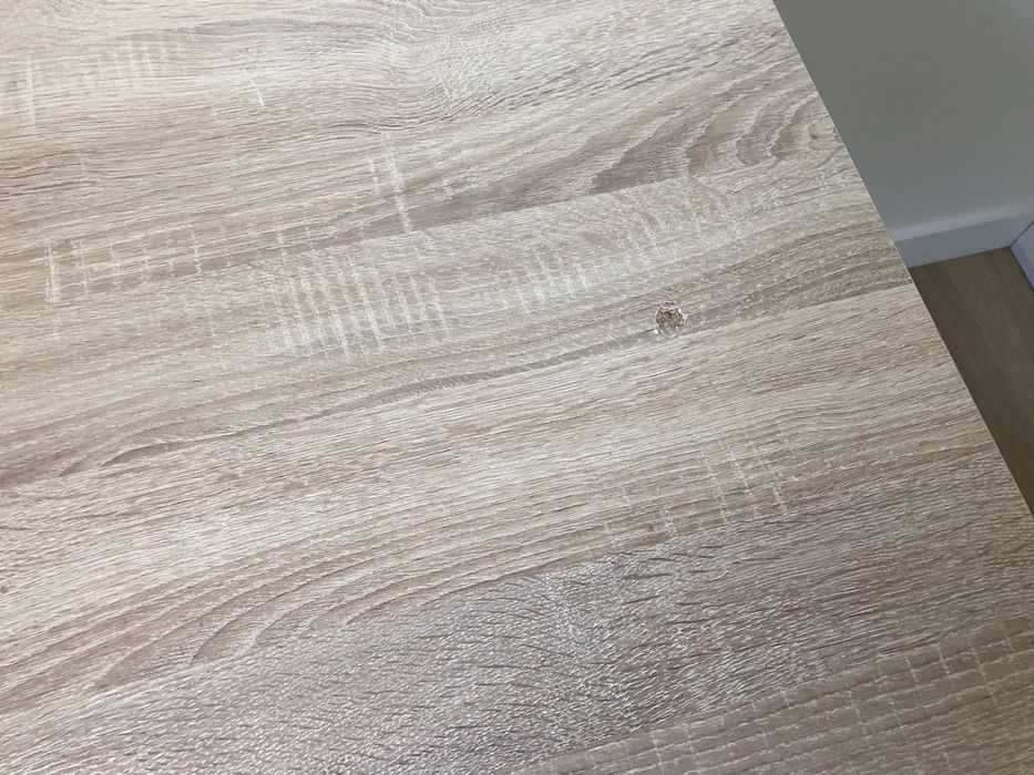 Mesa de cozinha ou secretária