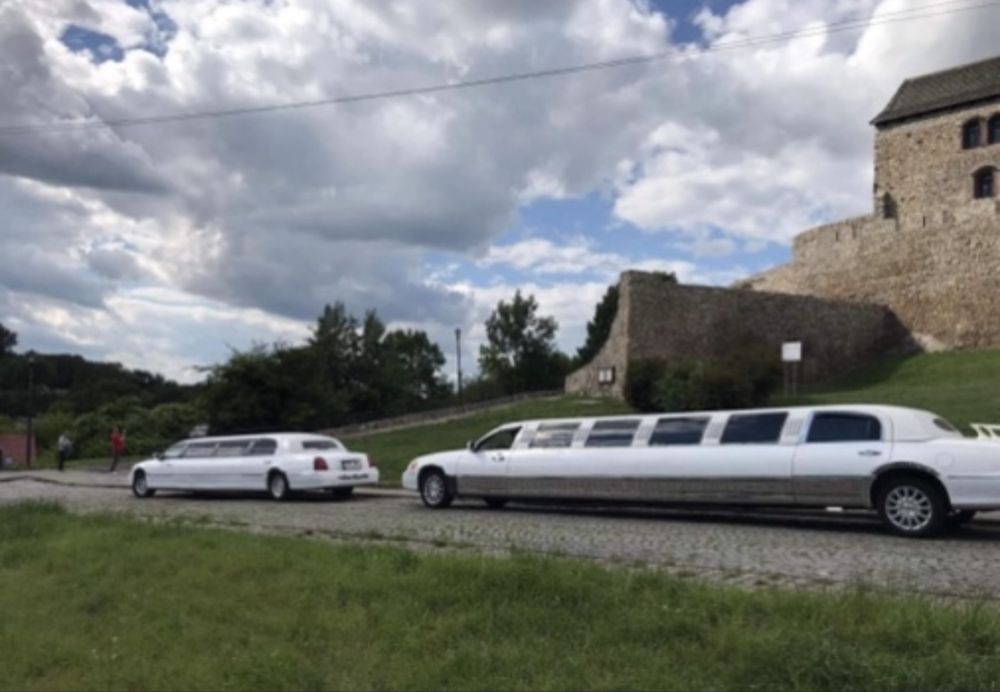 Wynajem Limuzyny na Studniowke 2025/2026 Panienkie , Kawalarskie