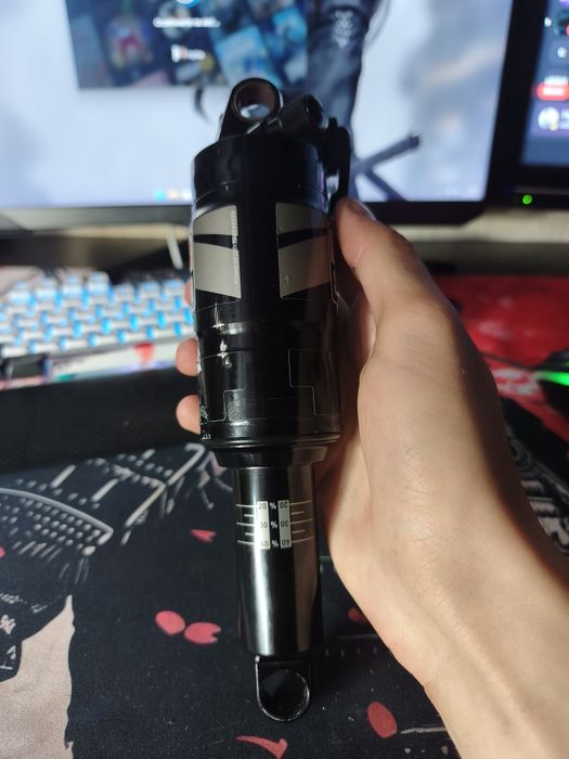 Damper rock shox monatch rt3