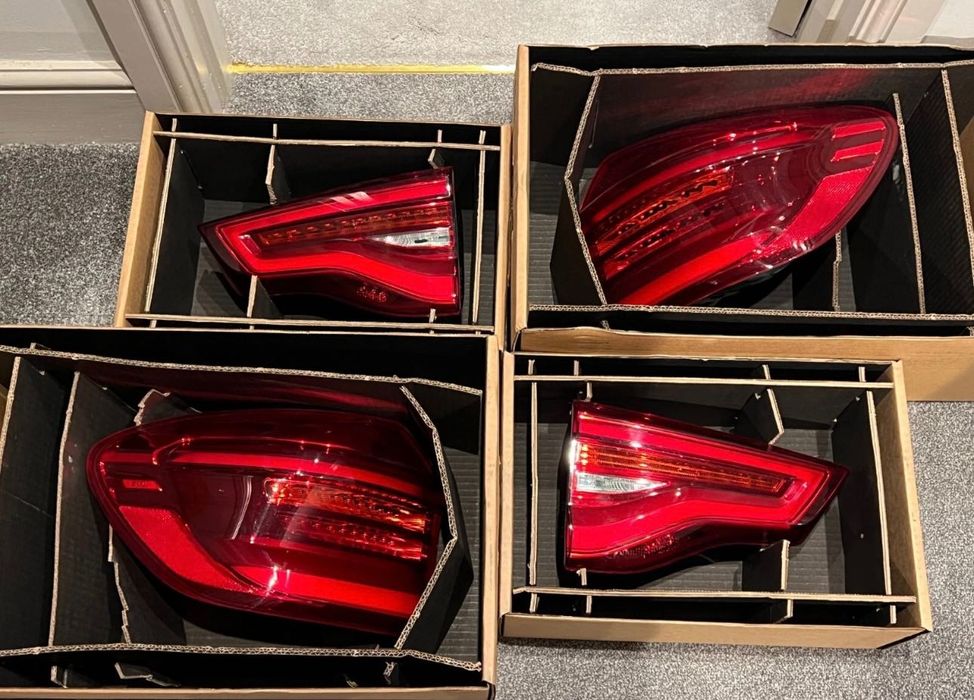 Комплект Фонарі задні BMW X3 (G01) 2017 2018
2019 2020 2021  USA