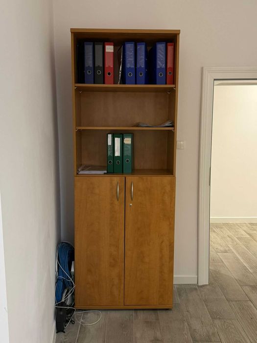 Szafa drewniana do biura