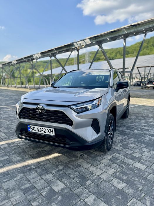 Toyota RAV4 2025