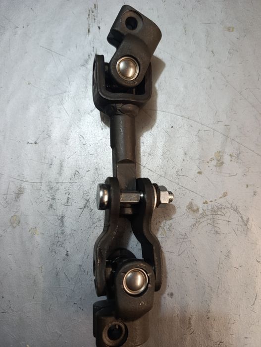 Вал промежуточный(карданчик рулевого вала) Лада Калина