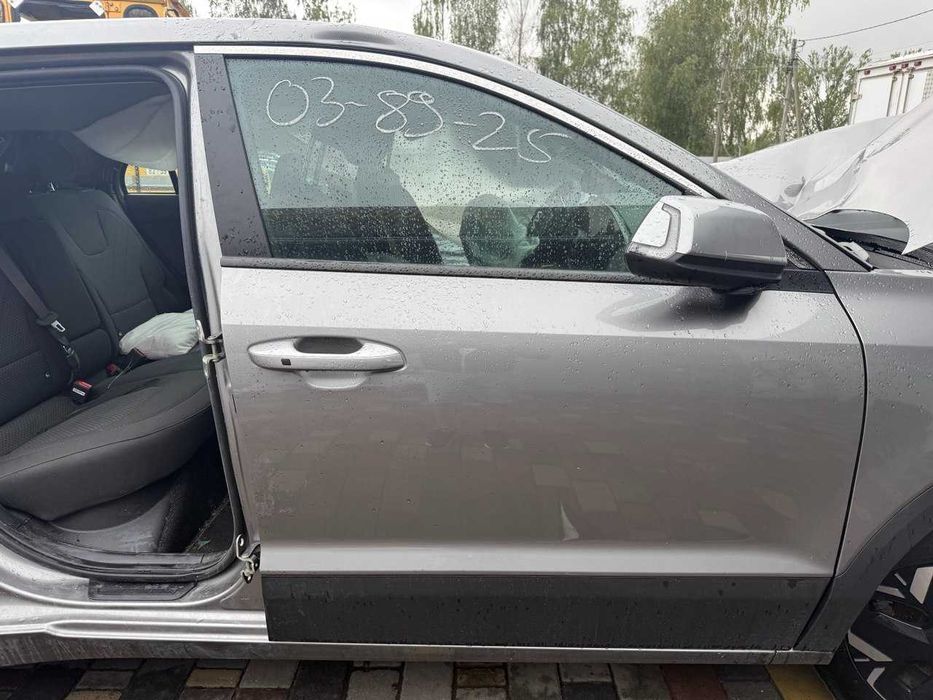 Двері Kia niro  22-25 Задні Передні Колір KLG в наявності