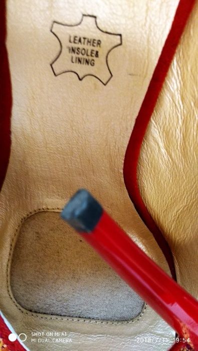 39 разм. У стані нових вечірні ошатні туфлі!