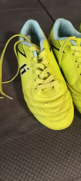 korki rozmiar 33 huari