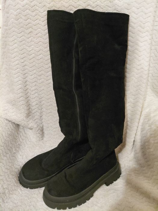 Сапожки замшеві нові