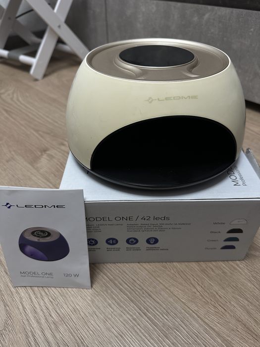 LED+UV лампа для маникюра LEDME ONE 120W WHITE