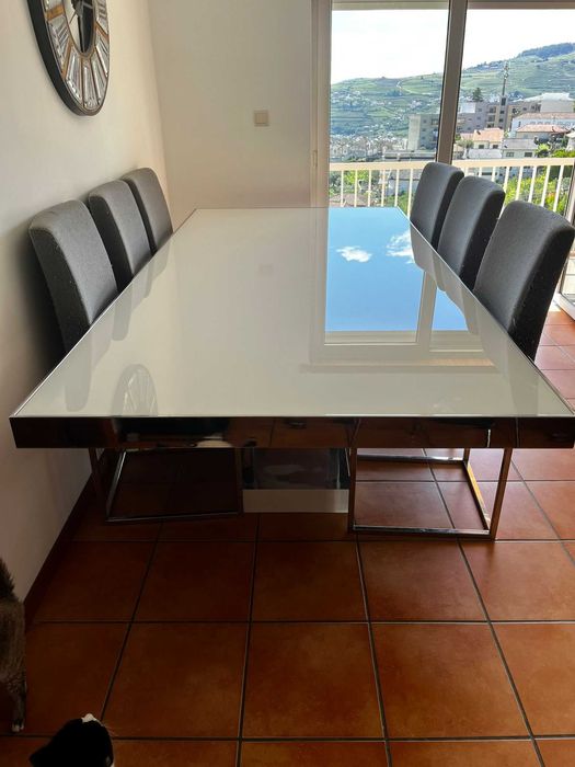 Mesa de sala de jantar