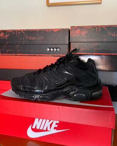 ButyDamskie Nike_Air_Max_TN_Plus_czarny_Uniseks R. 37.5