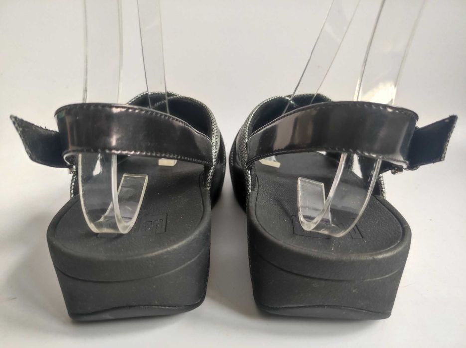 - FitFlop - Markowe sandały r. 42