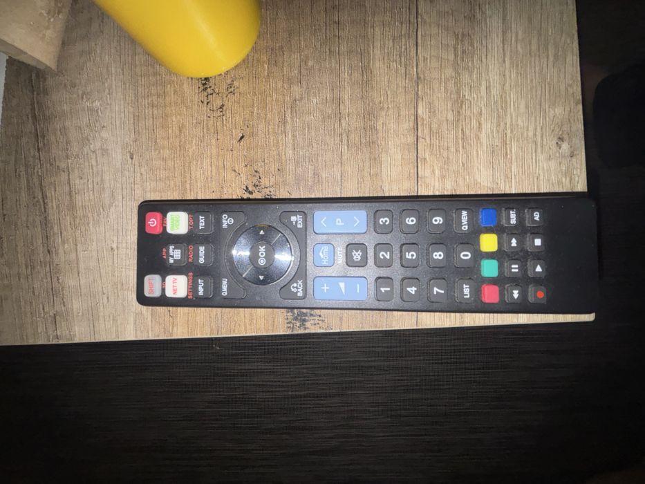 TV LG 42" Full HD (1080p) 200Hz - Imagem Impecável [Modelo 42LH5000]