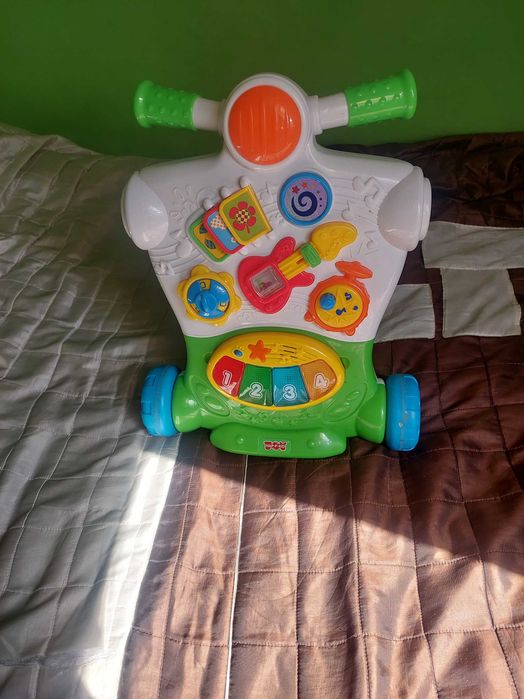 Muzyczny chodzik ,zabawka interaktyna