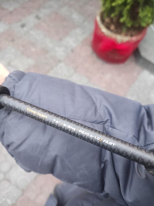 Продам спінінг  favorit  762