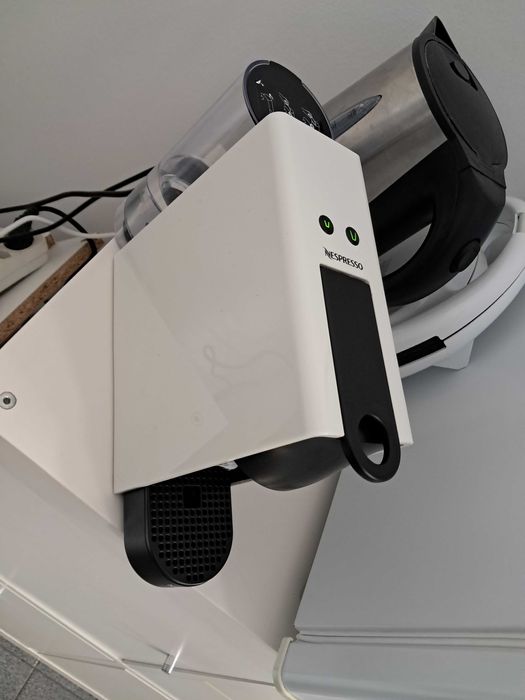 Nespresso Citiz branca