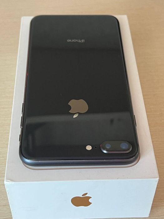 Apple iPhone 8 Plus 64 гб