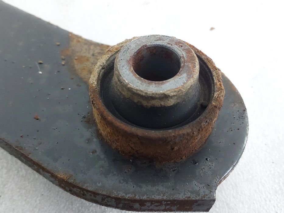 Braço de suspensão trás esquerdo CITROËN C4 Aircross