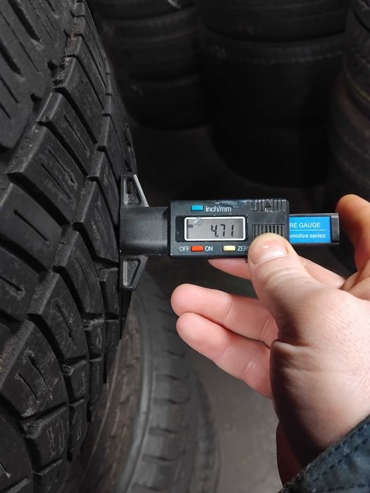 Шини бу 215/60 R17 BF Goodrich Urban Terrasn T/A Пара