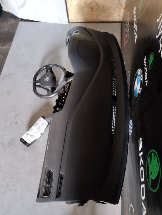 Торпедо торпеда панель передня гольф 7 e golf 7 VW golf