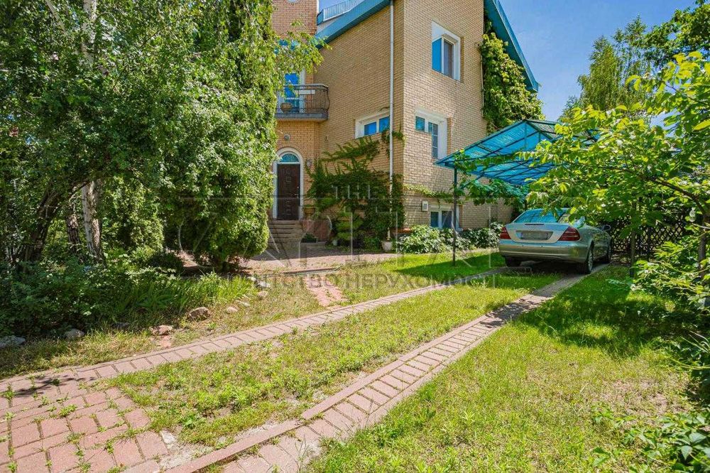 Терміново! Продаж будинку, 400м2, 12 сот. ділянка, Гнідин