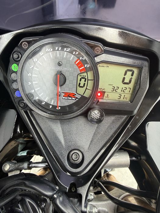 Suzuki GSXR 1000 K8 32.000km