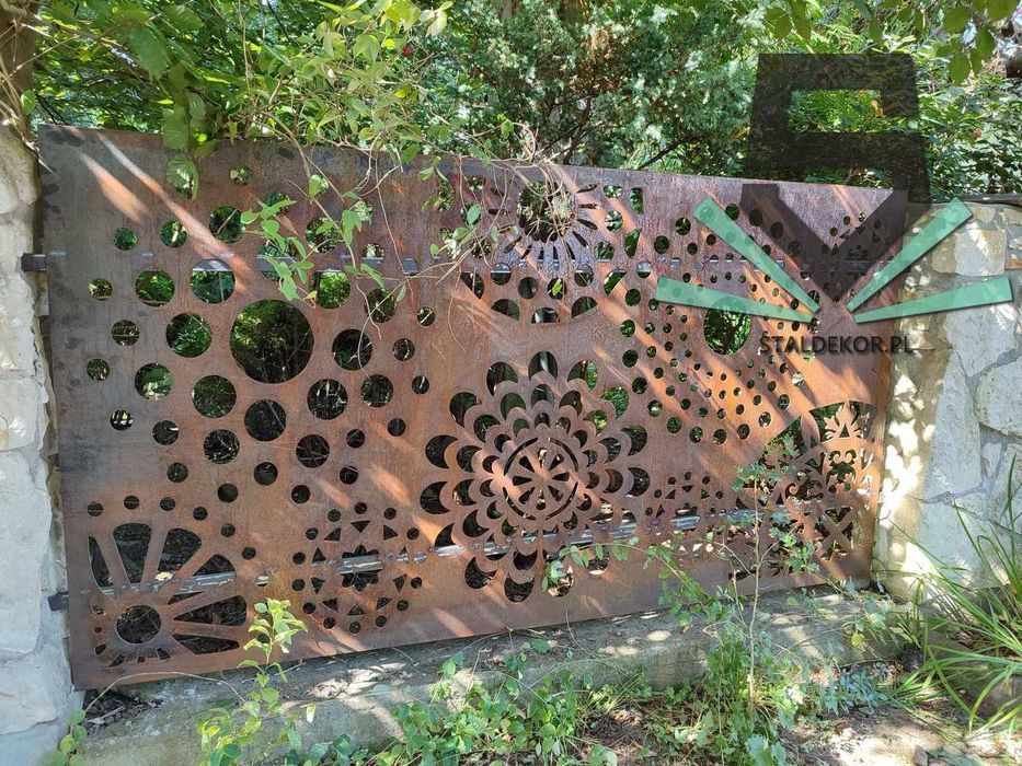 Brama przesuwna 4m, 5m, 6m, wycinana laserowo CNC, panelowa.