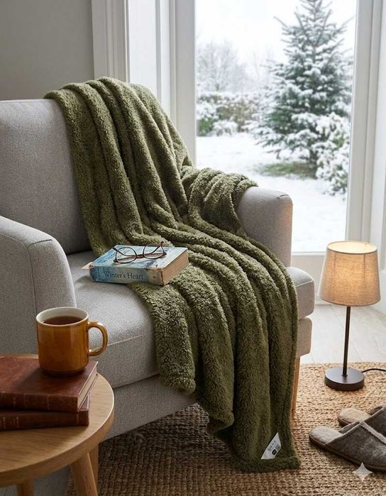 Przytulny Koc Flanelowy Studio Home 150x200 – Miękkość i Ciepło
