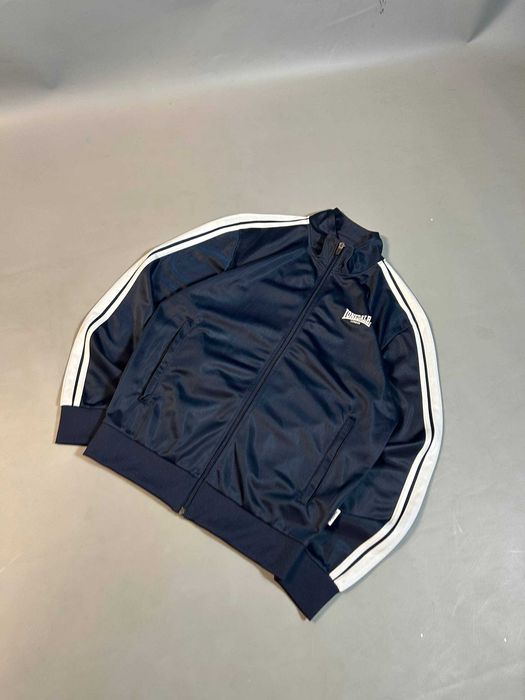 Олімпійка Lonsdale