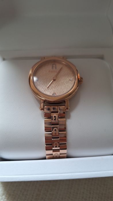 Zegarek  FURLA orginalny zloty nowy