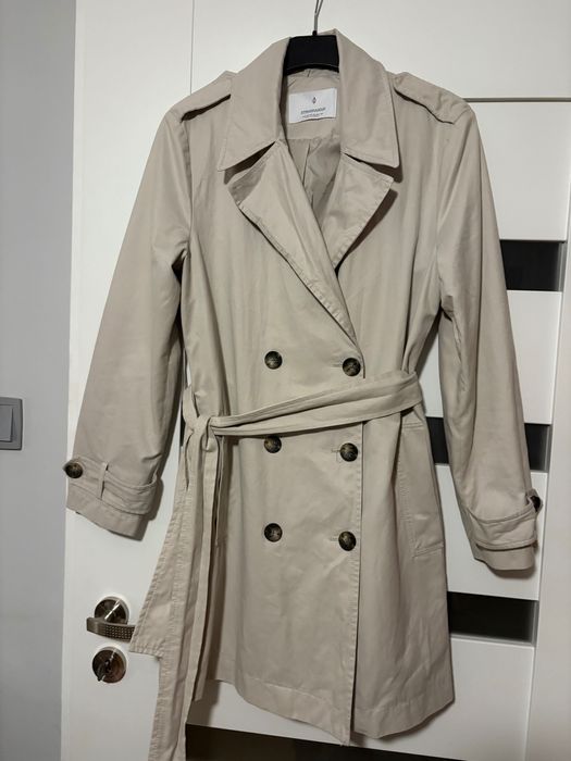 Płaszczyk na wiosnę wczesną jesień