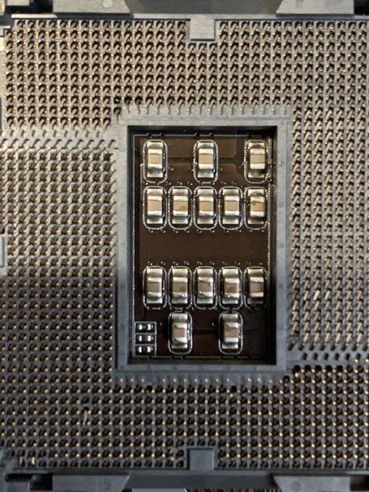 Материнська плата Gigabyte B365M H під відновлення.