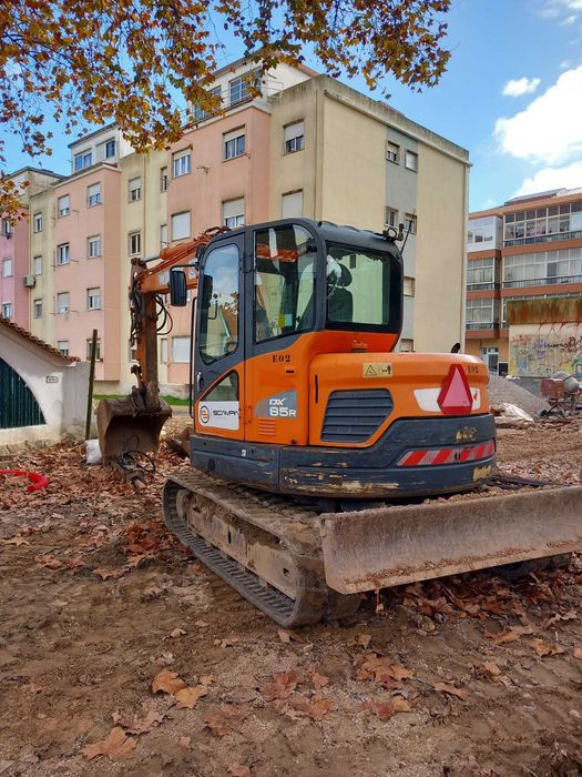 Mini Giratória Dossan 8.5 ton