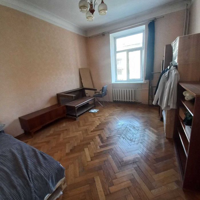 продаю 3-кімн квартиру на вулиці Гусовского 12/7, метро Печерська