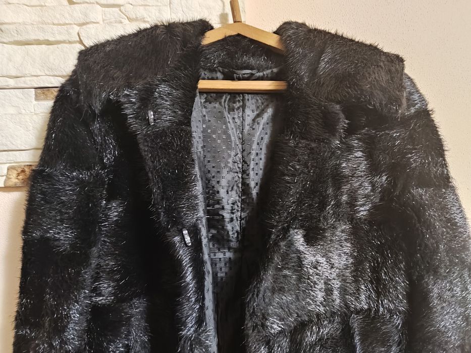 Шуба женская натуральная с капюшоном/с поясом