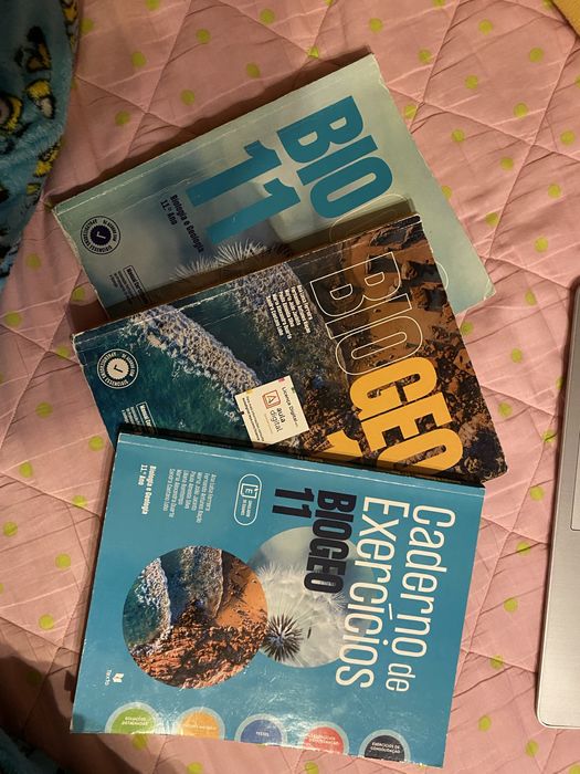 Manuais Biologia e Geologia 11°