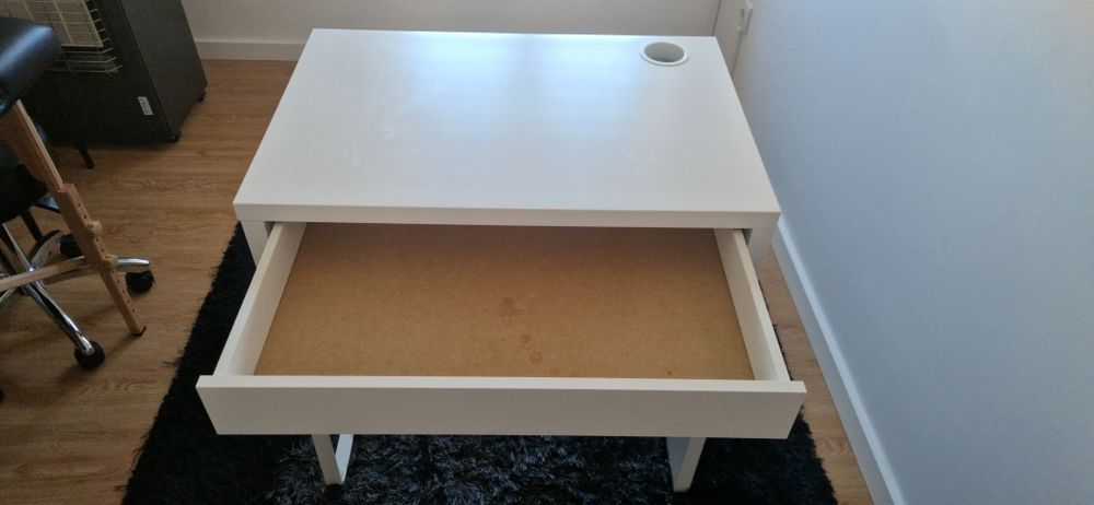 Secretaria  em branco