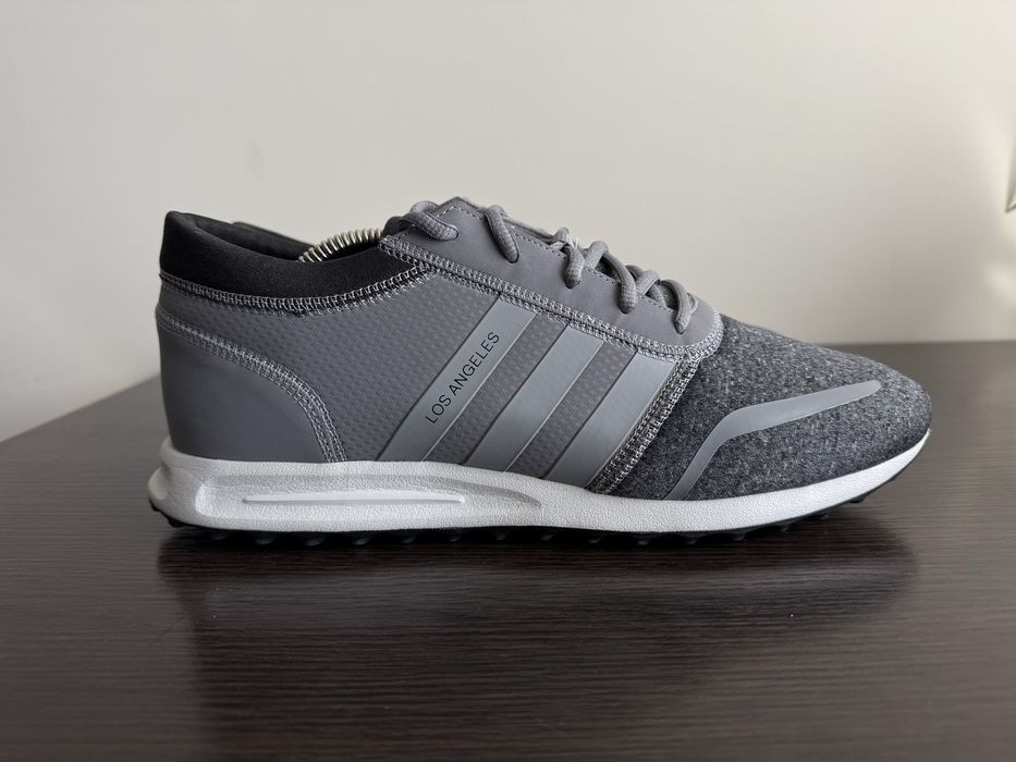 Кросівки Adidas Los Angeles Grey CQ2262 Розмір 46 на 29.5 см