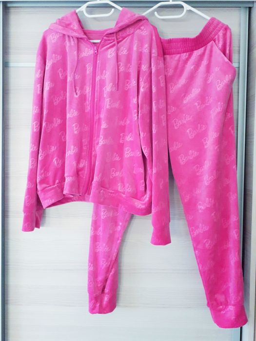 Dres welurowy  Barbie