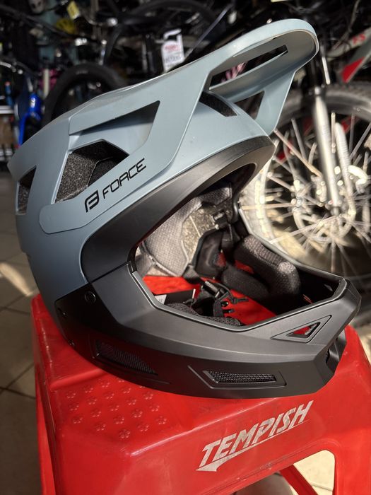 Kask DH Force Drop, rozmiar 58-61.