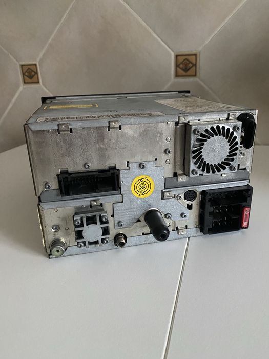 Radio VW MFD1 + Yatour YT-BTA