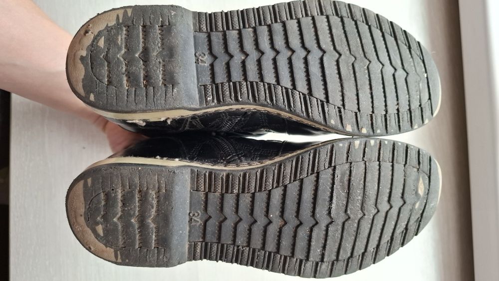 Ботинки демисезонные девоке 34р