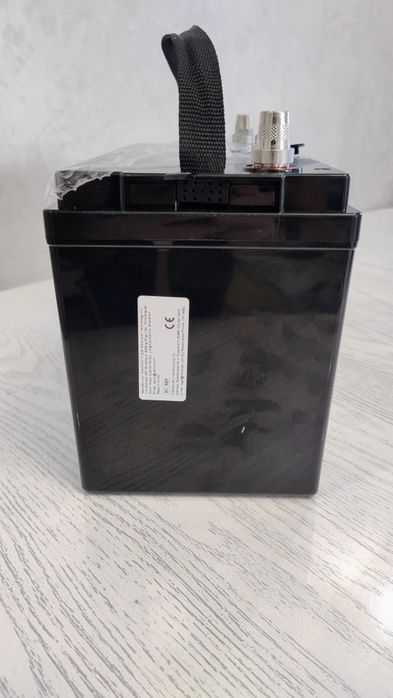 літій-залізо-фосфатний акумулятор (LiFePO4) Varicore VC-12 v 180.Ah