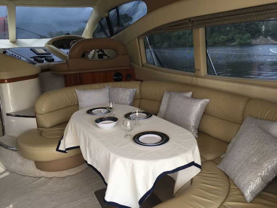 Продам яхту Azimut 46E 2007
