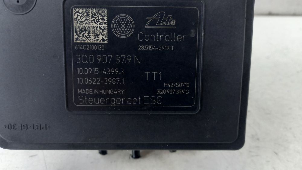 Блок ABS Volkswagen Golf 7 2015  3Q0907379N