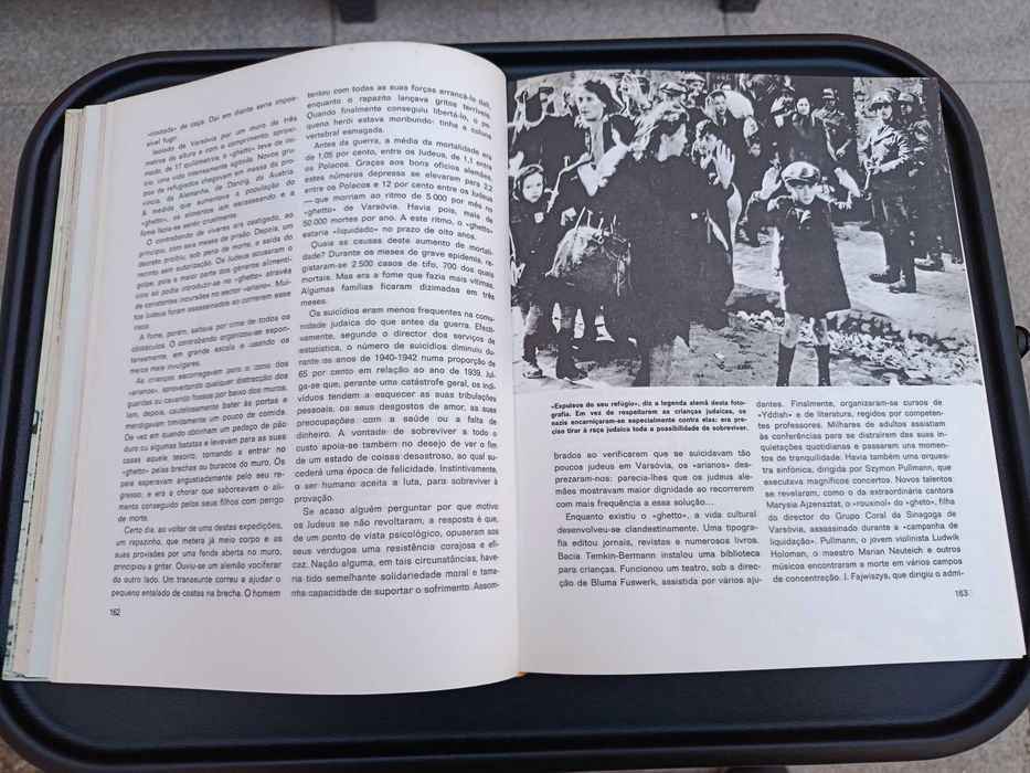 Coleção "Grande Crónica da Segunda Guerra Mundial", por Selecções do Reader's Digest